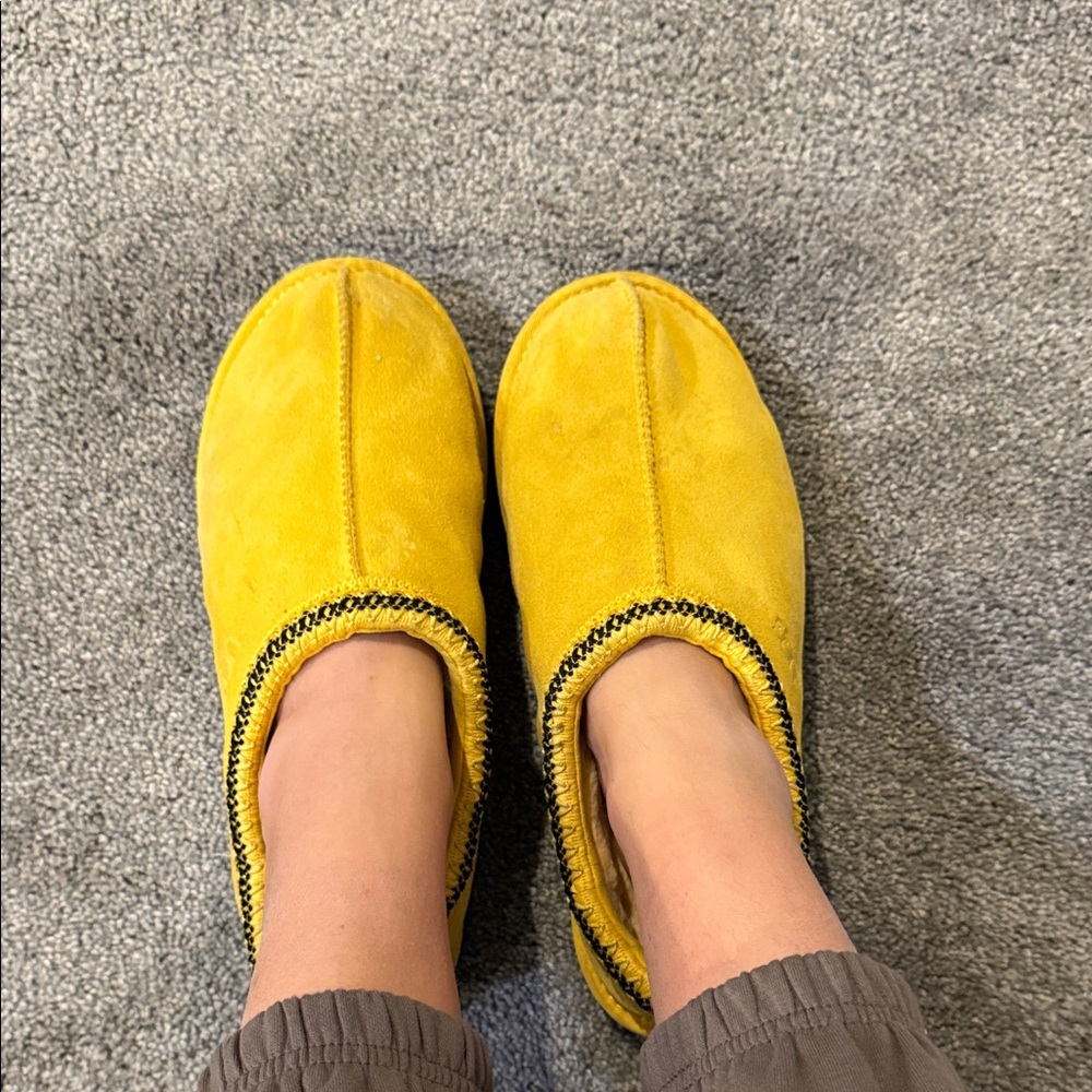 UGG Men Bright Yellow Tasman Slippers size 11